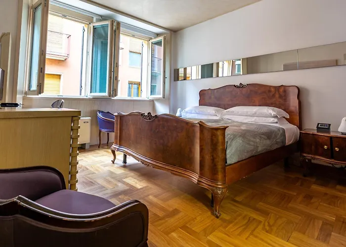 Nicchia * ヴェローナ